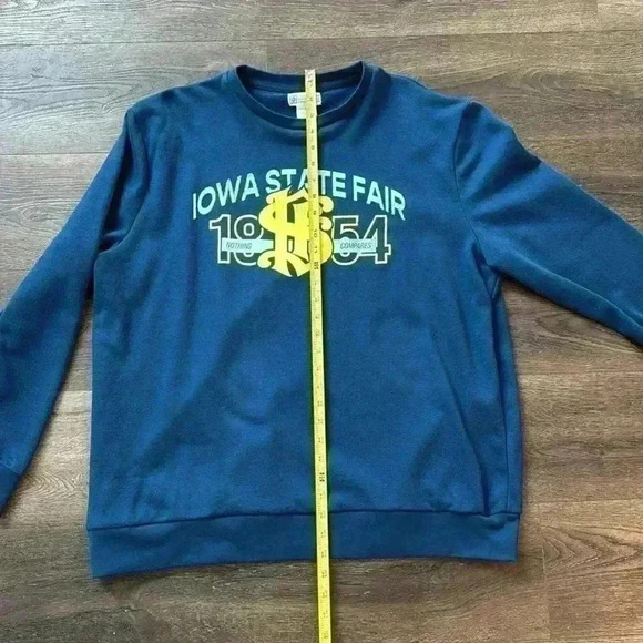 Iowa State Fair Sweatshirt.  Size XL, unisex fit.  Like new condition. - Picture 5 of 6